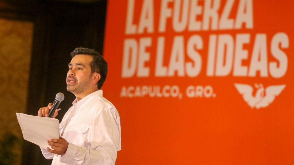 A través de sus redes sociales el emecista hizo un llamado a cuidar la institucionalidad de la Republica.