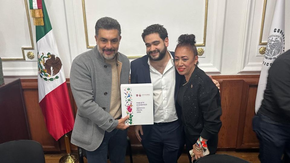 El secretario de Finanzas de la Ciudad de México, Juan Pablo de Botton acudió al Congreso capitalino.