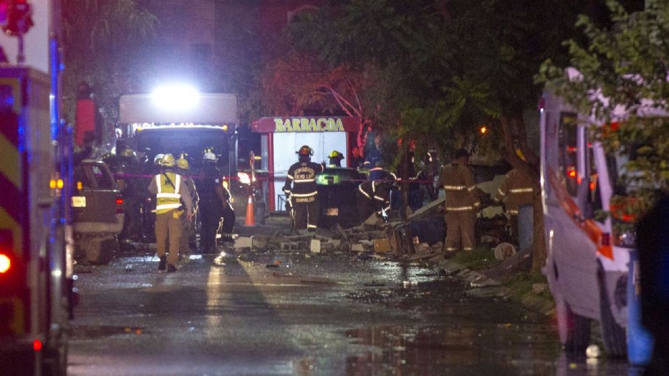 Ambas menores presentan lesiones críticas por la explosión que dejó múltiples casas dañadas y varias personas heridas.