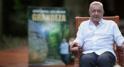 AMLO reaparece y presenta su libro 'Grandeza'; pide apoyar a Sheinbaum (Video)