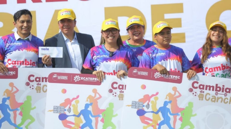 Evento de Azucena Cisneros, alcaldesa de Ecatepec.