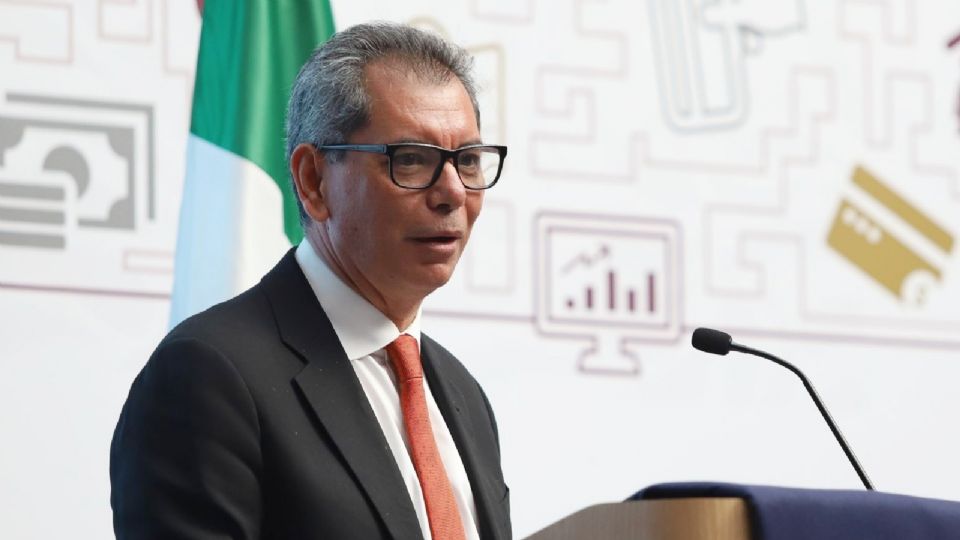 Edgar Amador Zamora, secretario de Hacienda.