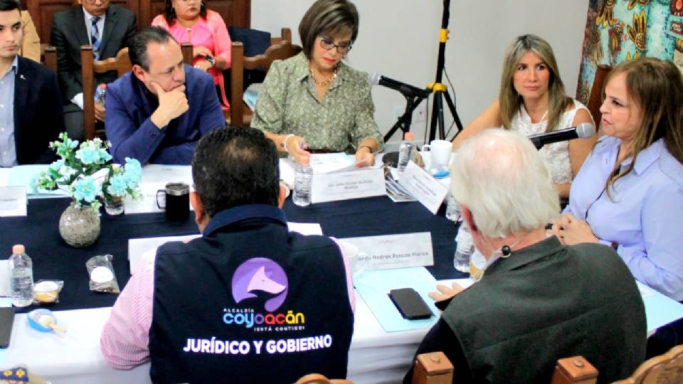 Reunión de trabajo en la alcaldía Coyoacán.