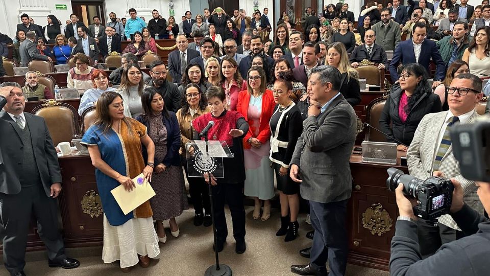 María Dolores González Zarabia rindió protesta como nueva presidenta de la Comisión de Derechos Humanos de la CDMX.