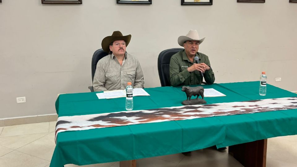 La Unión Ganadera de Nuevo León pidió medidas más estrictas para contener el brote del gusano barrenador y recuperar la exportación de reses a Estados Unidos.