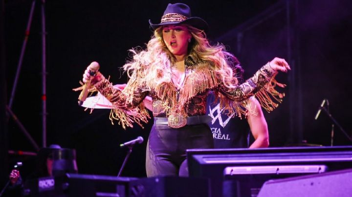 Alicia Villarreal arrasa en el Festival Arre con su grupo Límite