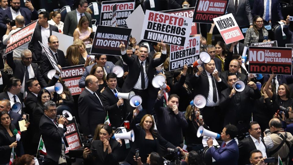 Alejandro Moreno reiteró que en el tricolor no se van a quedar callados y pondrán orden para regresarle el rumbo a México.
