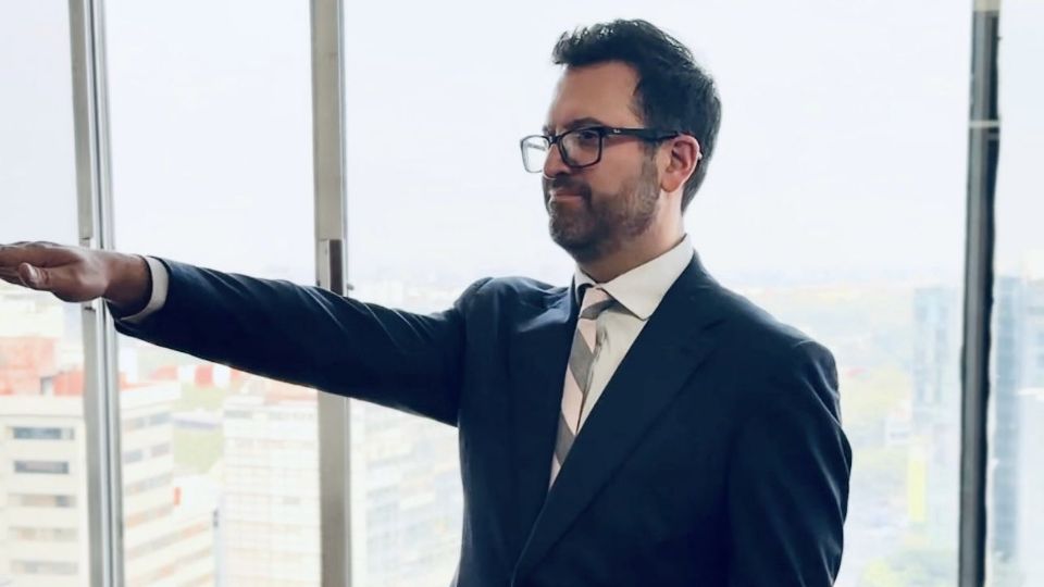 José Alfonso Iracheta Carroll, tomó protesta como nuevo titular de la Subsecretaría de Ordenamiento Territorial, Urbano y Vivienda, en sustitución de Víctor Hugo Hofmann Aguirre.