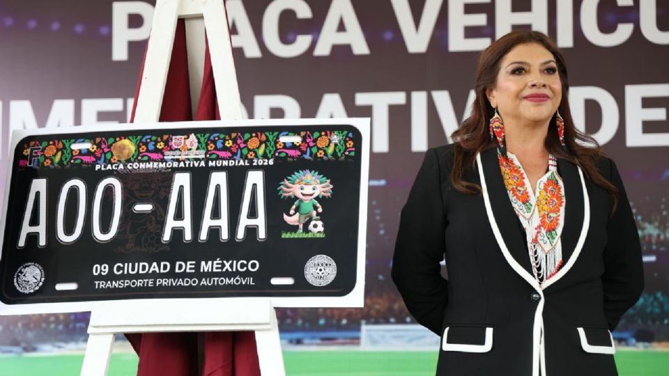 Gobierno de la CDMX lanza placa conmemorativa del Mundial 2026.