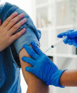 Influenza H3N2: ¿Qué tan eficaz es la vacuna contra la “súper gripe” que ya se registró en México?