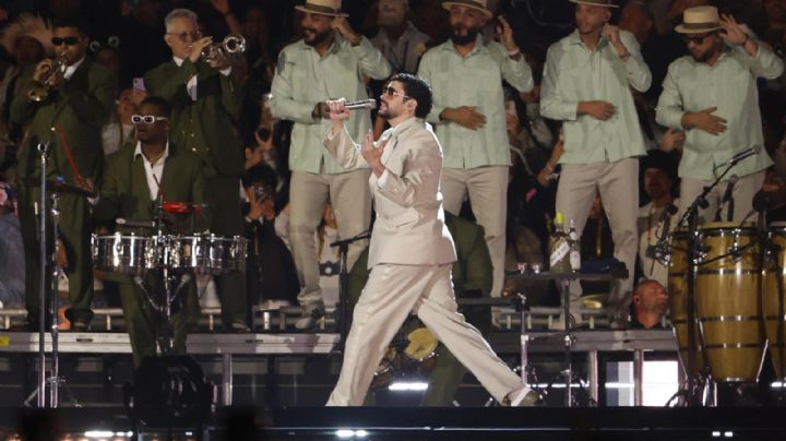 Los mejores outfits de mujer para ver a Bad Bunny en México, según la IA