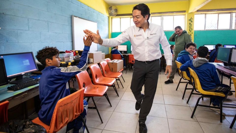 Mario Delgado anuncia convocatoria de Prepa en Línea-SEP rumbo a 2026.