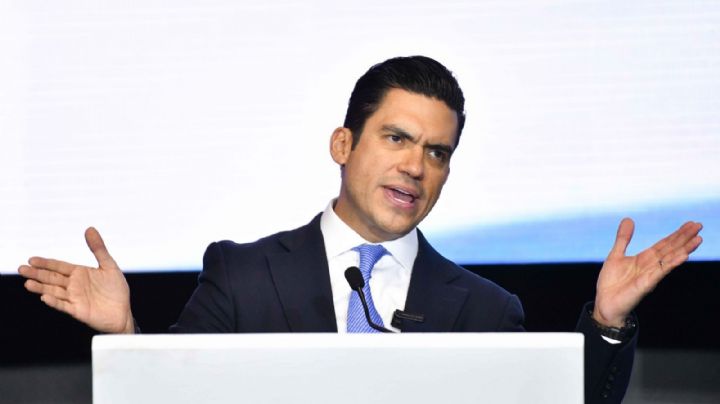 PAN acusa visión autoritaria en reformas de agua y vapeadores