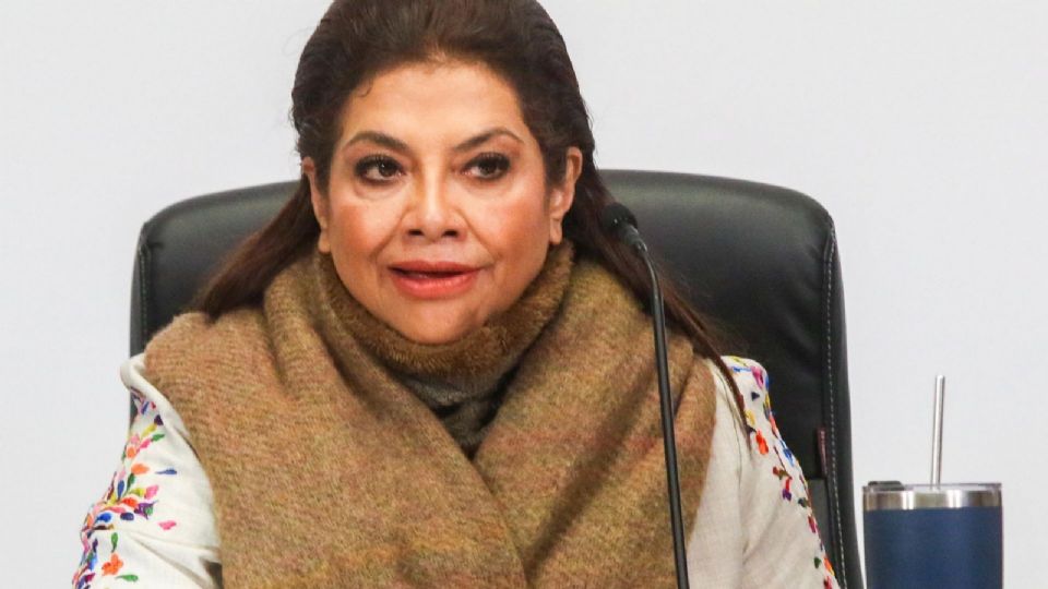 'Condeno la violencia que se esté utilizando en el congreso de la ciudad', dijo.