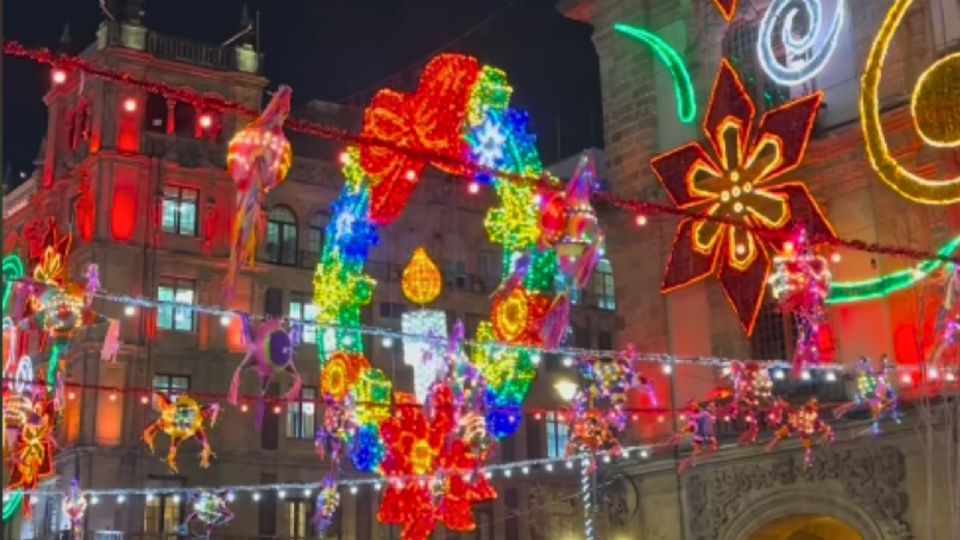 CDMX, alumbrado navideño, Zócalo