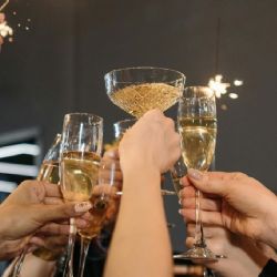 ¿Cuáles son las mejores bebidas para brindar en Navidad 2025?
