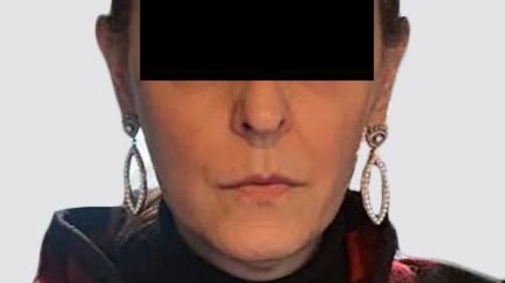 Elementos de la FGR detienen a exasesora de Genaro García Luna