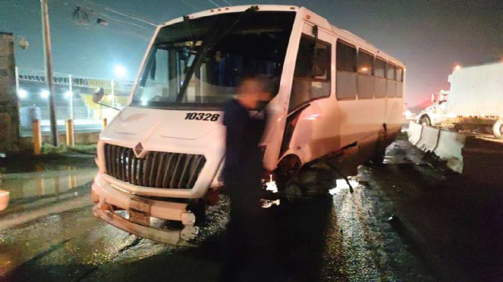 Colapsa vialidad tras accidente en carretera a Monclova en Escobedo