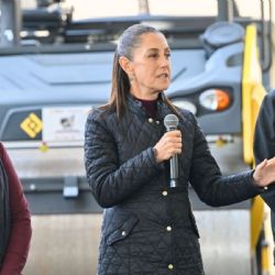 Claudia Sheinbaum y Delfina Gómez entregan Trenes de Pavimentación para renovar vialidades en Edomex