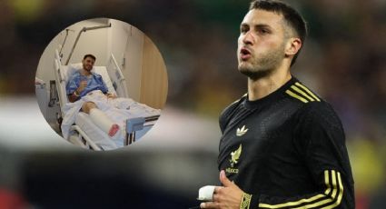 Santiago Giménez manda motivador mensaje a sus fanáticos tras operación