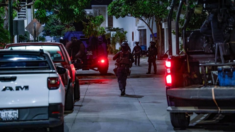 Cegado por los celos, adulto mayor sacó pistola y disparó a su esposa, cuñado y yerno en Coayoacán. Al final se quiso matar.