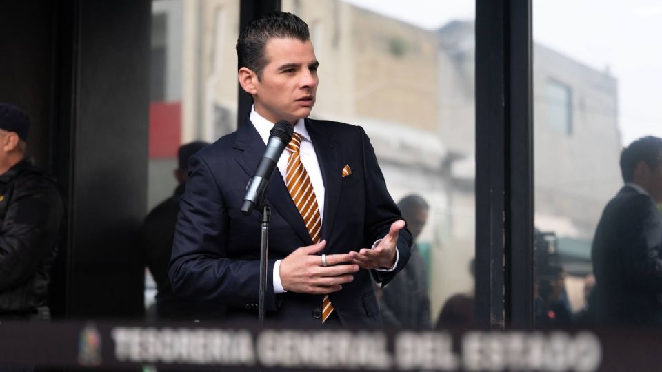 El secretario indicó que el gobierno está completamente abierto al diálogo para avanzar en el presupuesto 2026.