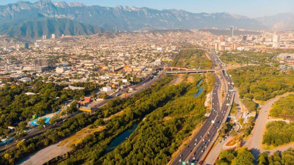 Autoridades estatales y colectivos ciudadanos impulsan la declaratoria del Río Santa Catarina como Área Natural Protegida en Nuevo León.