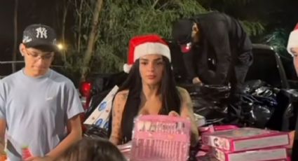 Karely Ruiz y su esposo entregan juguetes a menores vulnerables durante la Navidad