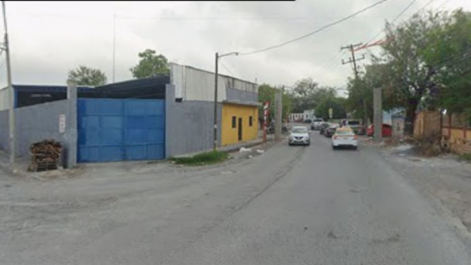 Elementos de seguridad y agentes ministeriales acudieron a una empresa de la colonia Huinalá, en Apodaca.