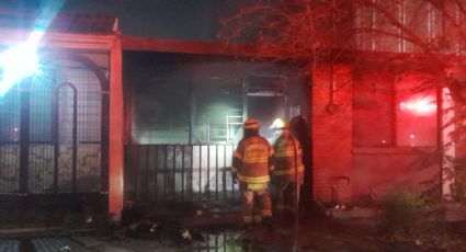 Se registra incendio en casa abandonada de la colonia Del Prado en Monterrey