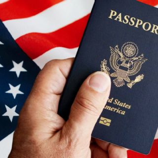 EU revoca visas a ejecutivos de empresa de transporte en México por facilitar inmigración ilegal
