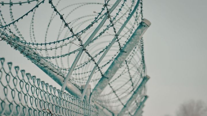 Vinculan a proceso a 11 detenidos tras fiesta clandestina