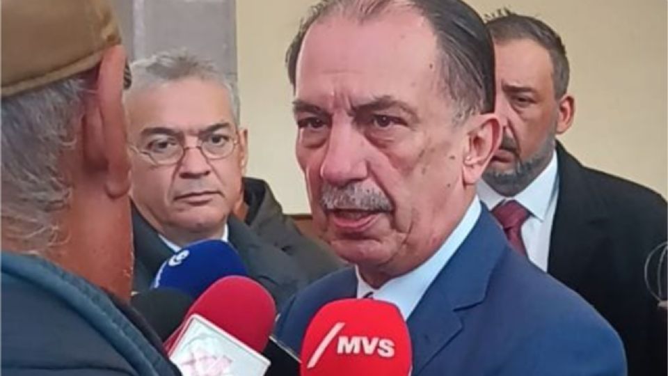 El fiscal dio a conocer que los 11 detenidos quedaron bajo resguardo domiciliario mientras continúan las investigaciones por narcomenudeo.