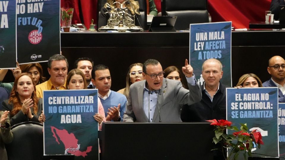 Legisladores del PAN y PRI sentenciaron que la reforma criminaliza a los productores del campo.