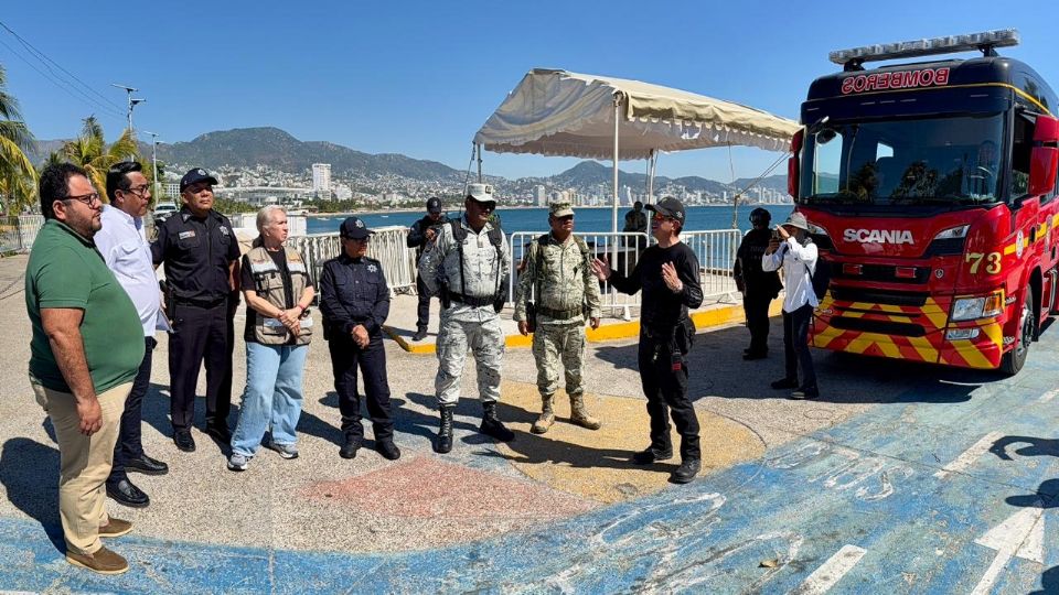 Autoridades garantizan un cierre de año seguro en Acapulco durante el espectáculo piromusical.