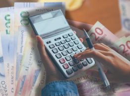 Prima de antigüedad: ¿Qué es, cómo calcularla y cómo solicitarla?