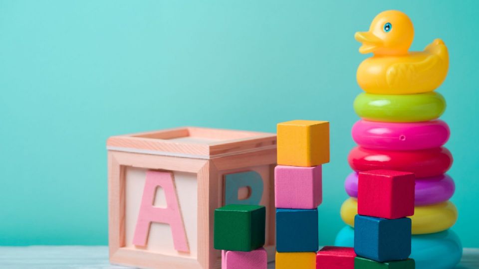 Los horarios de recepción de juguetes son de lunes a jueves de 9:00 a 17:00 horas y los viernes de 9:00 a 14:00 horas.