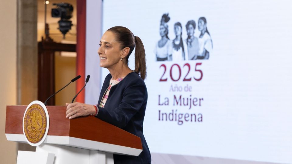 La Presidenta Claudia Sheinbaum reafirmó que el Estado debe tener trenes de pasajeros para generar desarrollo y revertir la privatización.