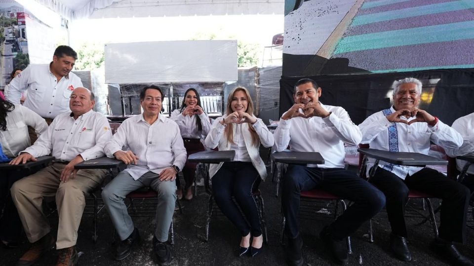 El gobernador Armenta agradeció a Pemex “el apoyo que llegará a todas las niñas y niños sin distinción'.