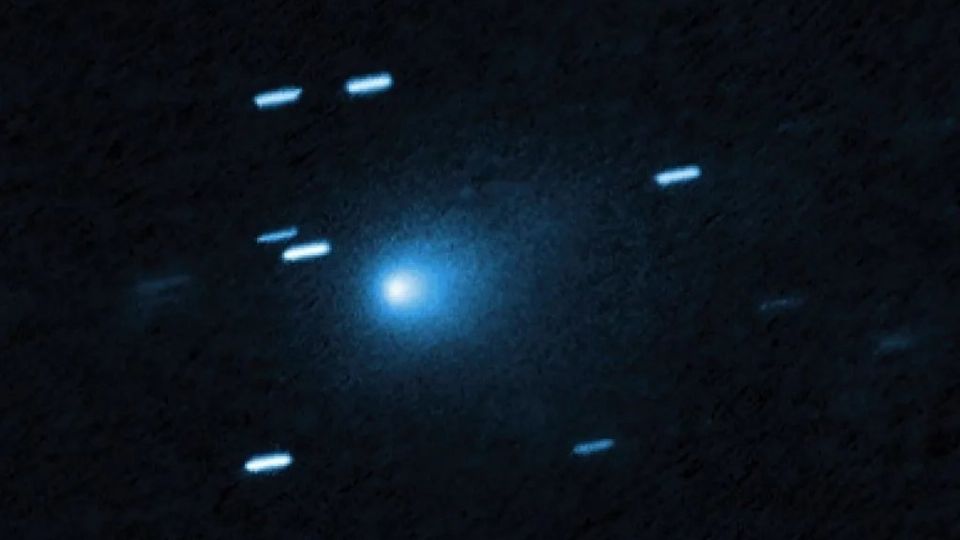 NASA descubren 'latido cósmico' cada 16 horas del cometa 3I/ATLAS