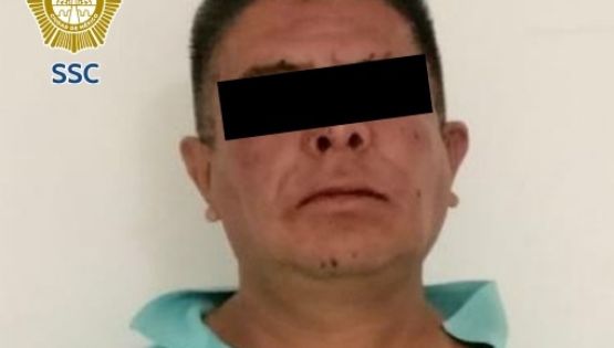 Detienen policías a un hombre que golpeó a sus hijos y amenazó con un tanque de gas