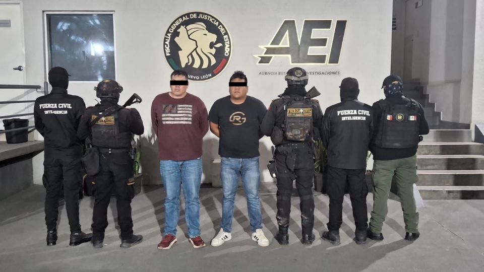 Dos hombres fueron detenidos en Juárez por presunta extorsión; Fuerza Civil aseguró dinero, drogas y poncha llantas.