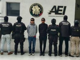 Detienen a dos hombres y un adolescente con drogas durante operativo en Apodaca y Monterrey