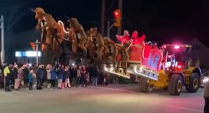 VIDEO | Convierten retroexcavadora en trineo de Santa Claus y se hacen virales