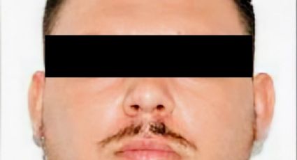 Investigan a hombre acusado de vender autos con documentos falsos en redes sociales