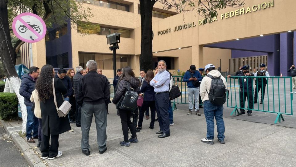 Juces y magistrados cesados o que renunciiaron tras la reforma judcial, esperan respuesta favorable a sus peticiones.