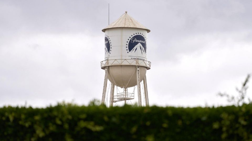 La oferta de Paramount Skydance busca adquirir la totalidad de Warner Bros. Discovery.