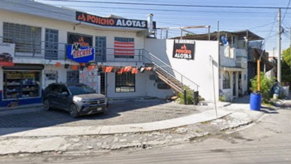 Peritos resguardaron el depósito donde fue localizado el hombre ejecutado en la Colonia 2 Ríos, en Guadalupe.