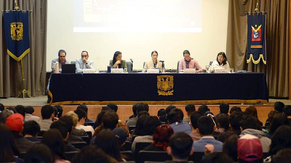 Foro Universitario en la UNAM.