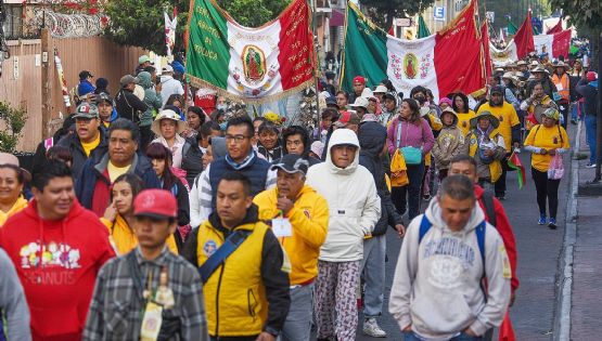 Al rededor de 40 mil peregrinos de la Arquidiócesis de Toluca caminan a la Basílica de Guadalupe